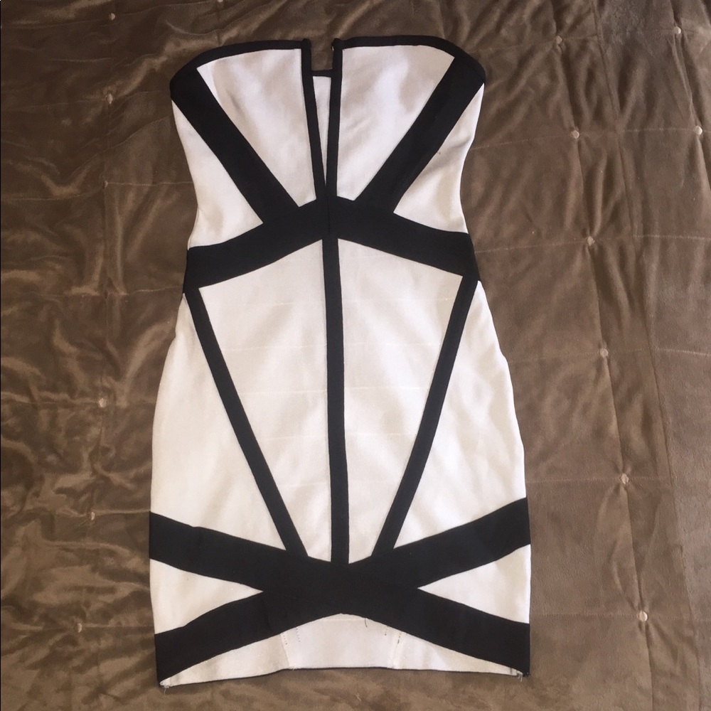 Sexy Wow Couture black and white party dress NEW!